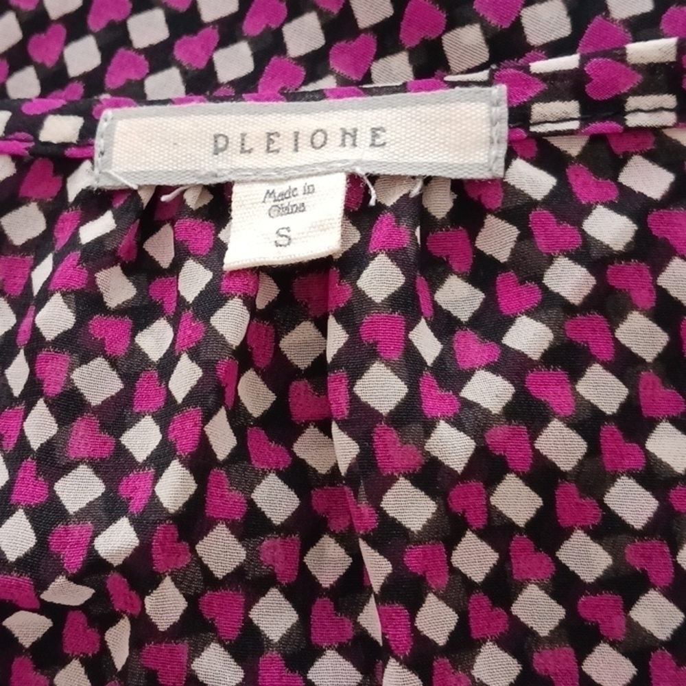 PLEIONE LONG CUFFED SLEEVE V NECK BUTTON UP BLOUSE - Picture 6 of 7